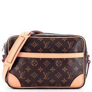 Louis Vuitton Vintage Trocadero PM (23) Crossbody